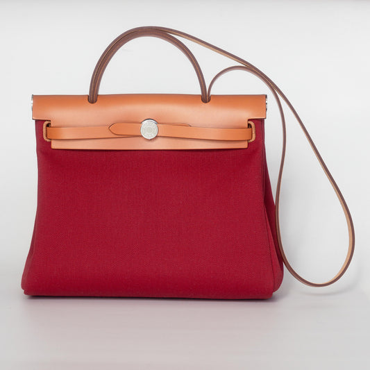 *NEW* HERMÈS - HERBAG 31 IN GARNET RED CANVAS AND NATURAL LEATHER