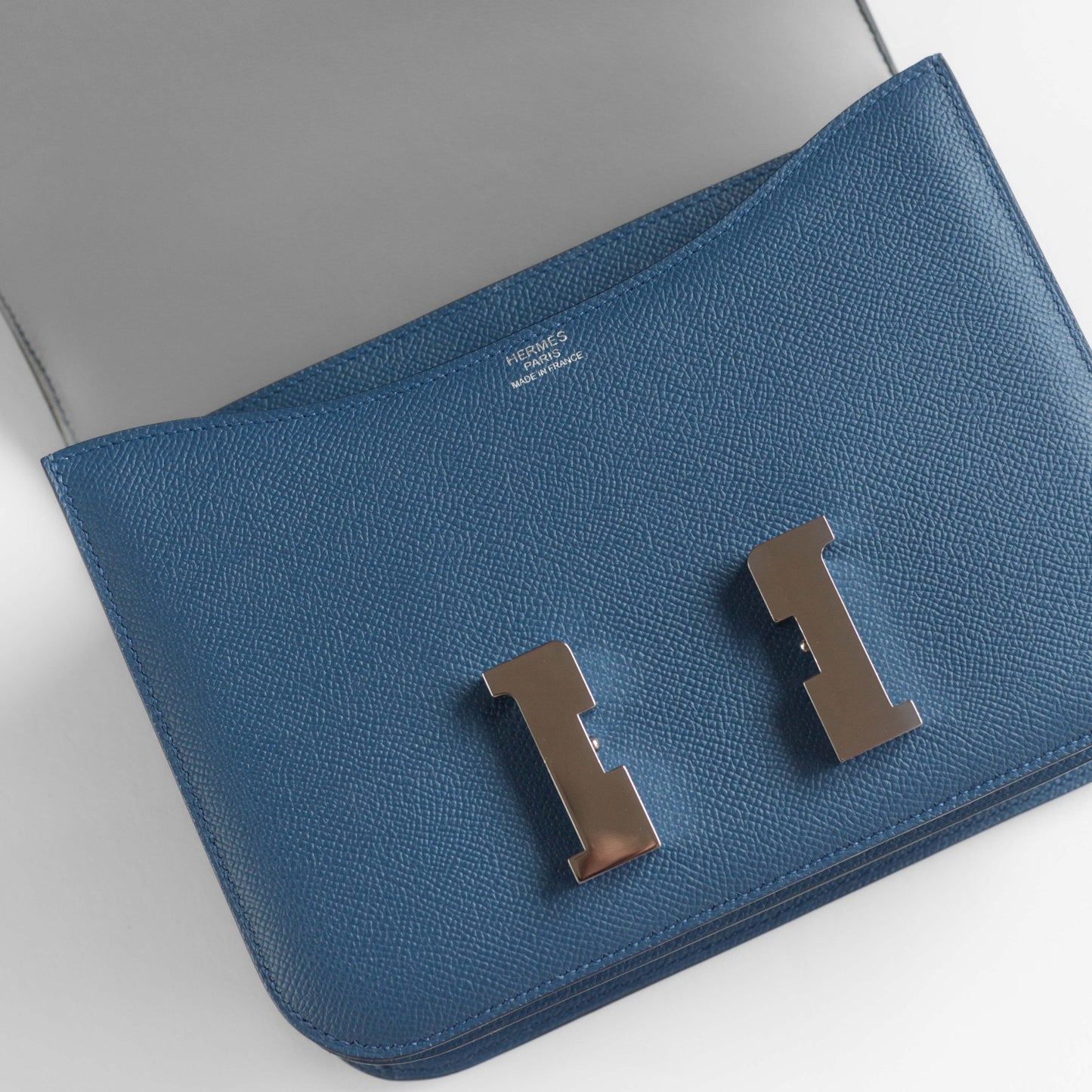 HERMÈS - CONSTANCE BAG EPSOM BLUE AGATE GRIS MOUETTE