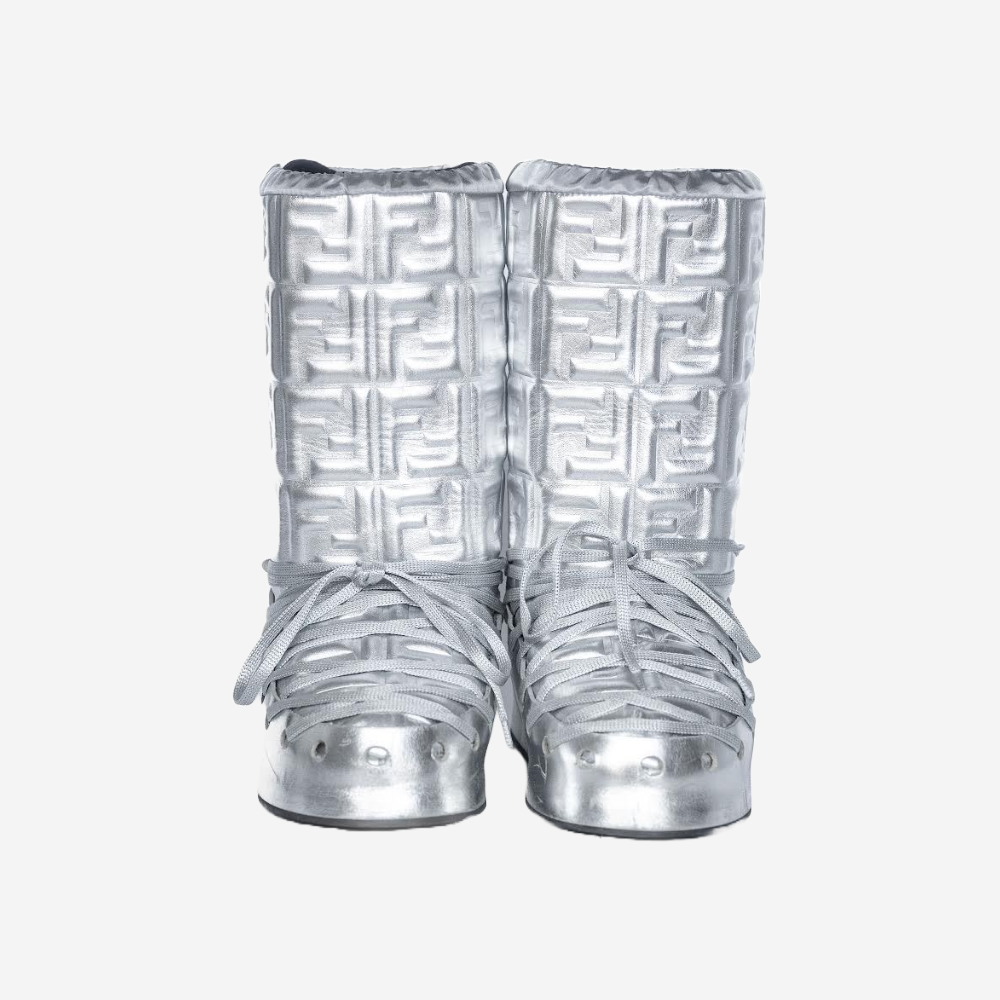 FENDI - MOON BOOTS FF LOGO SILVER LEATHER SIZE 39