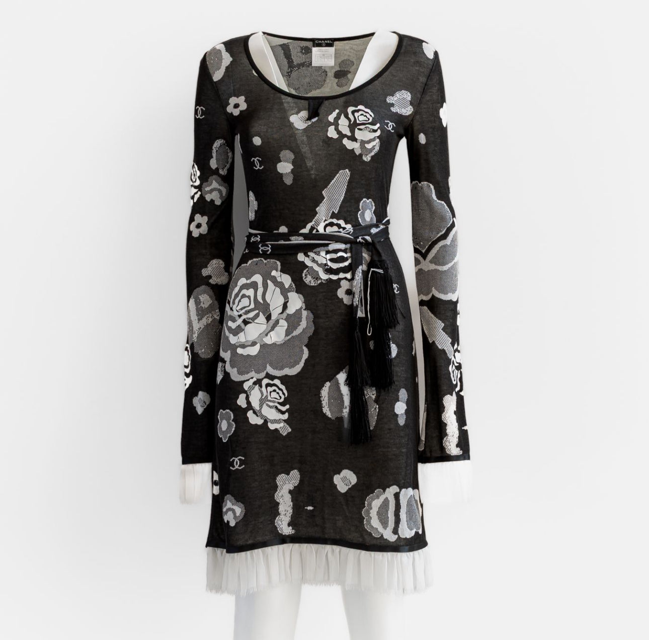 CHANEL - DRESS MIDI BLACK WITH WHITE CAMELLIAS SIZE 36 FR