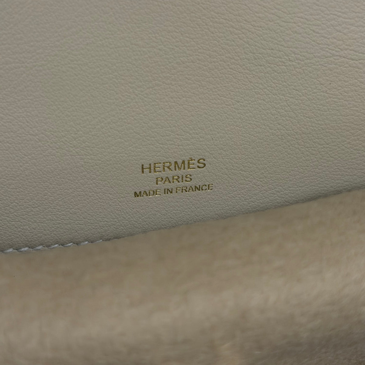 HERMÈS - *NEW FULL SET* KELLY CUT CLUTCH BAG CRAIE SWIFT LEATHER GOLD HARDWARE
