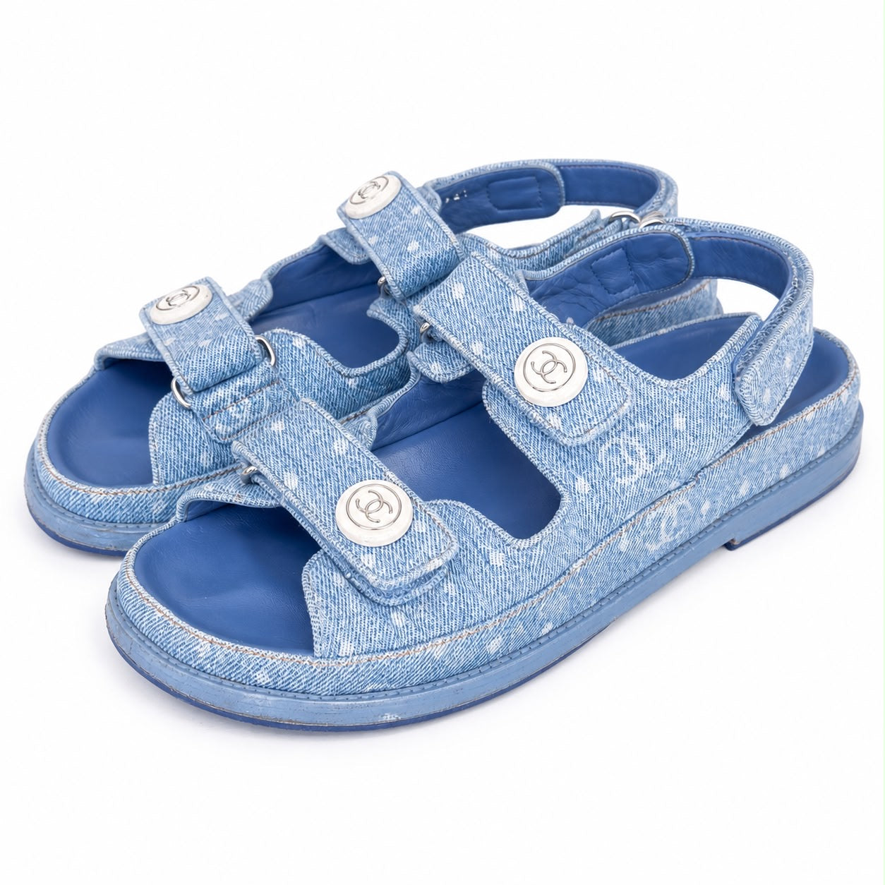 CHANEL - SANDALS DAD LIGHT BLUE DENIM WITH LOGO SIZE 38,5 EU