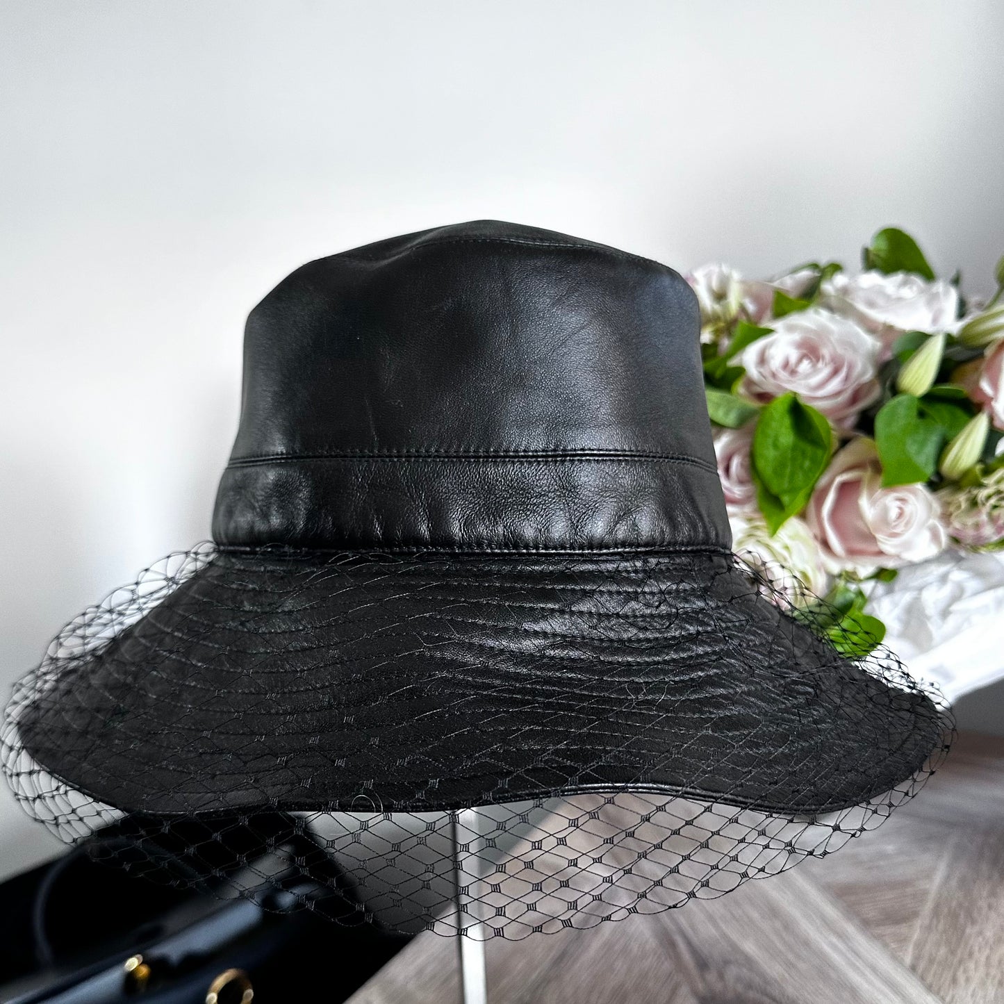 DIOR - HAT TEDDY-D IN BLACK LEATHER SIZE 57