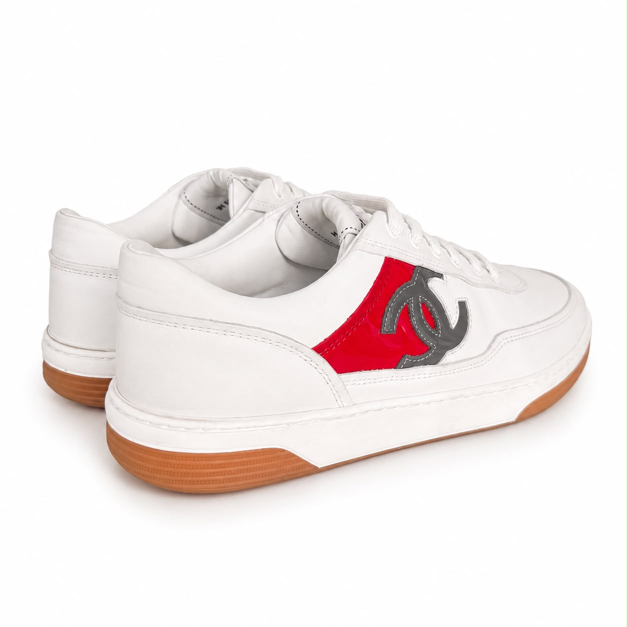CHANEL - SNEAKERS LEATHER WHITE LOGO CC GREY AND RED SIZE 37 EU