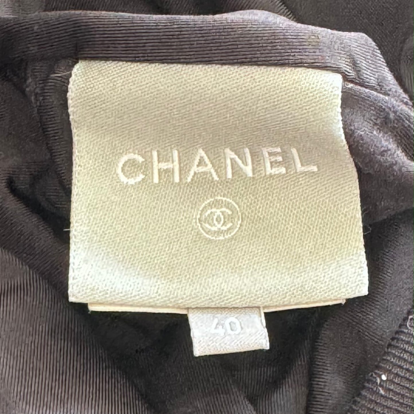 CHANEL - SET JOGGER WITH HOODIE, TANK TOP AND TROUSERS BLACK AND SILVER SIZE 40 FR