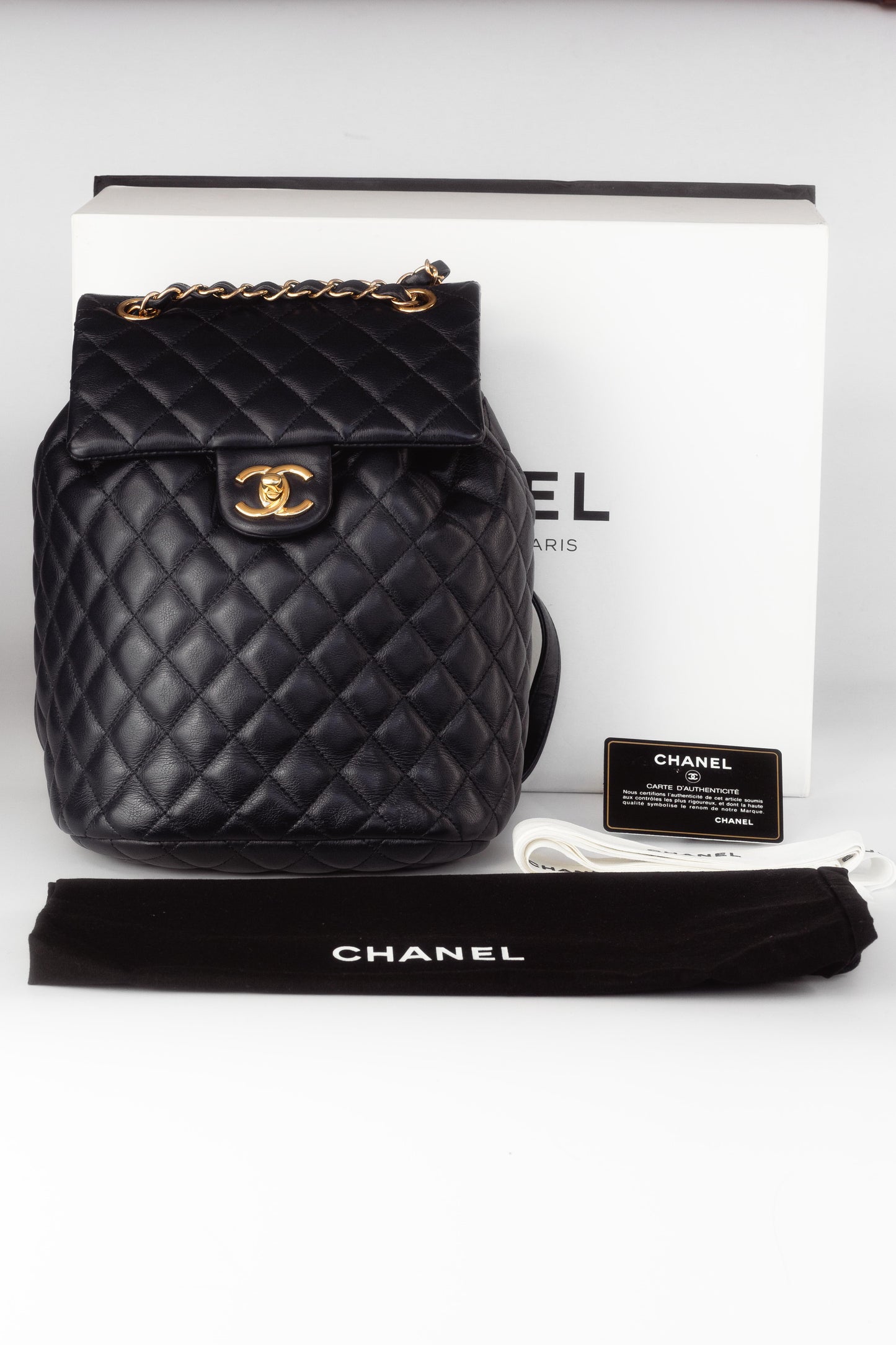 CHANEL - BACKPACK TIMELESS IN BLUE LEATHER WITH GOLD HARDWARE