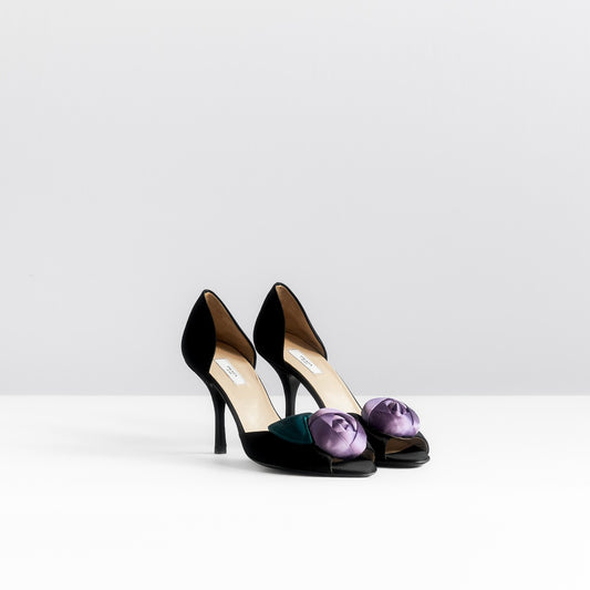 PRADA - *BRAND NEW* BLACK SATIN PUMPS WITH PURPLE FLOWER SIZE 37