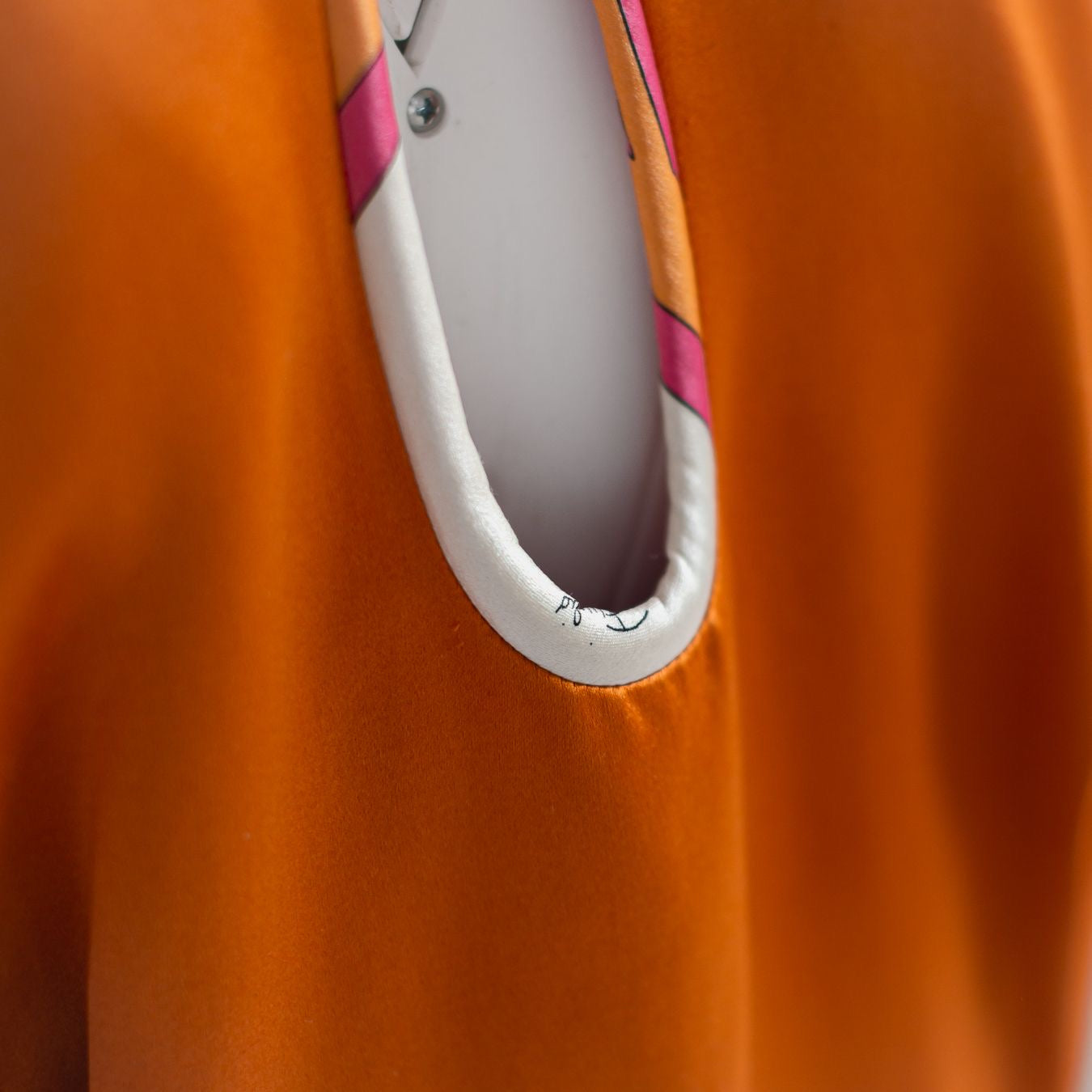 EMILIO PUCCI - DRESS MIDI ORANGE WITH PRINT DETAIL SIZE 40 IT
