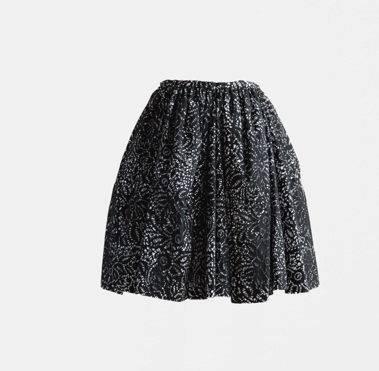 ALAÏA - SKIRT MINI LASER-CUT BLACK & WHITE SIZE 38 FR