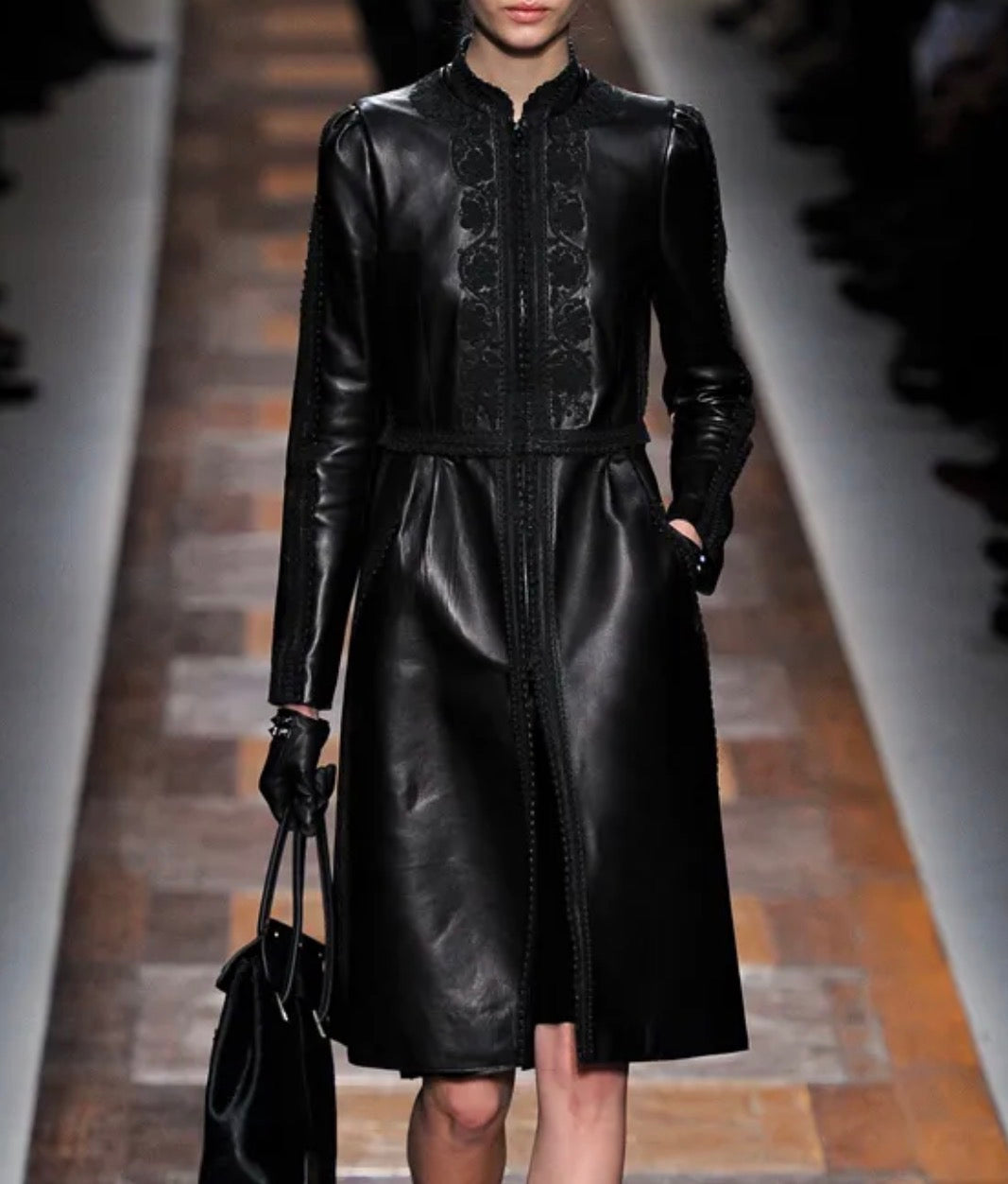VALENTINO - *RUNWAY* LONG COAT BLACK MOHTON LEATHER SIZE 42 IT / 38 FR
