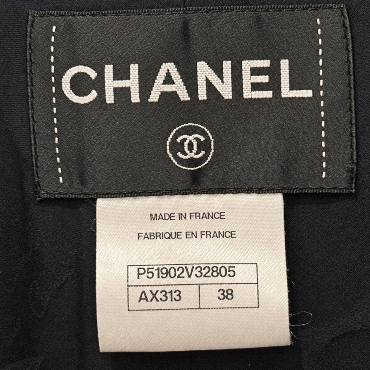 CHANEL - JACKET WOOL NAVY BLUE WITH GREEN BRAIDED TWEED TRIM SIZE 38 FR