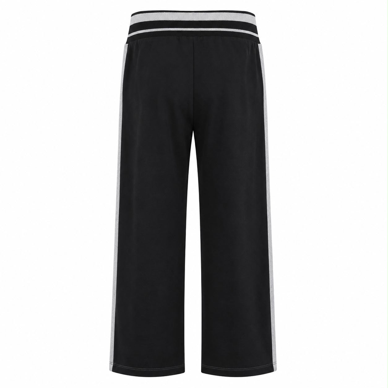 CHANEL - SET JOGGER WITH HOODIE, TANK TOP AND TROUSERS BLACK AND SILVER SIZE 40 FR