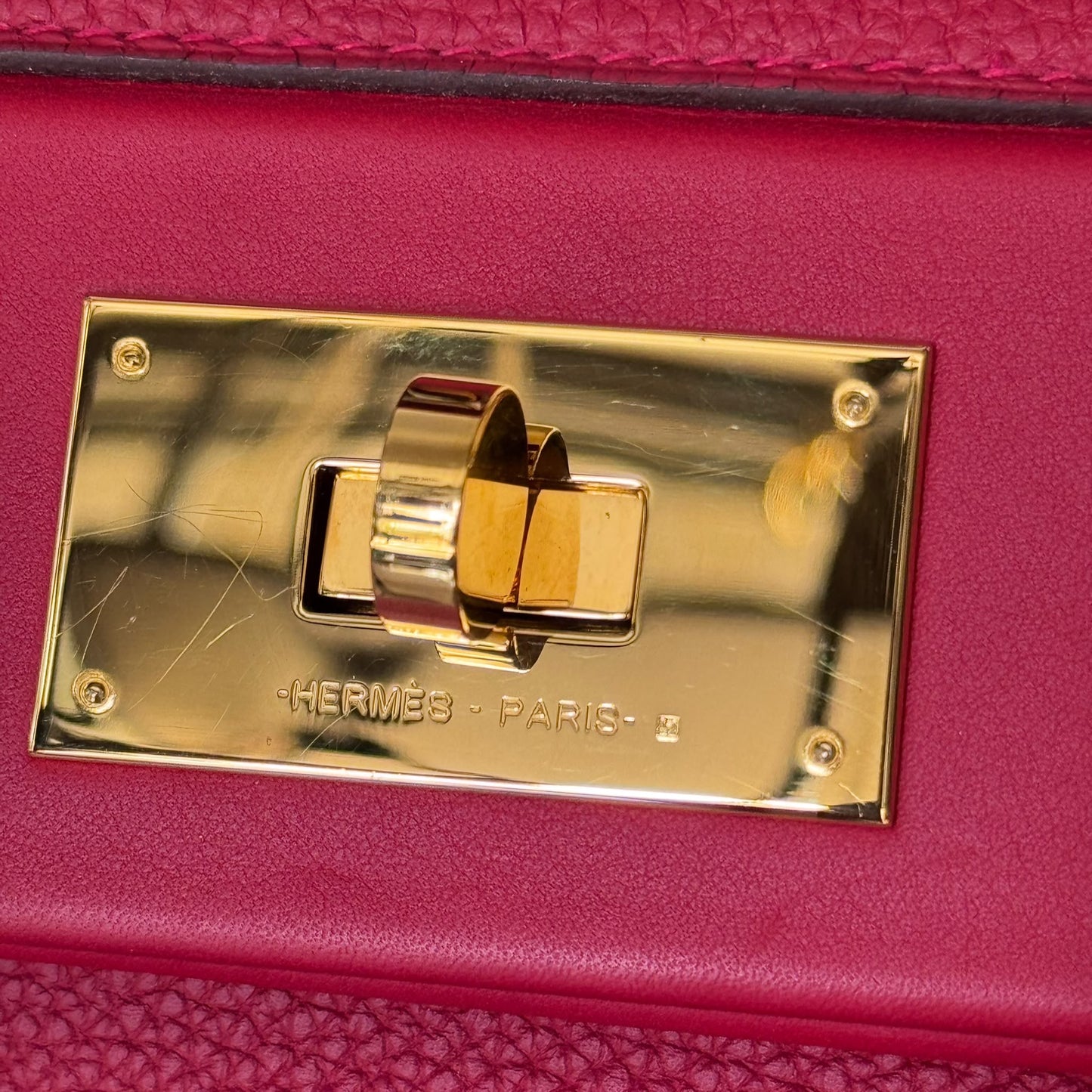 HERMÈS - BAG 24/24 ROUGE VIF & ROUGE PIMENT TAURILLON LEATHER SIZE 29