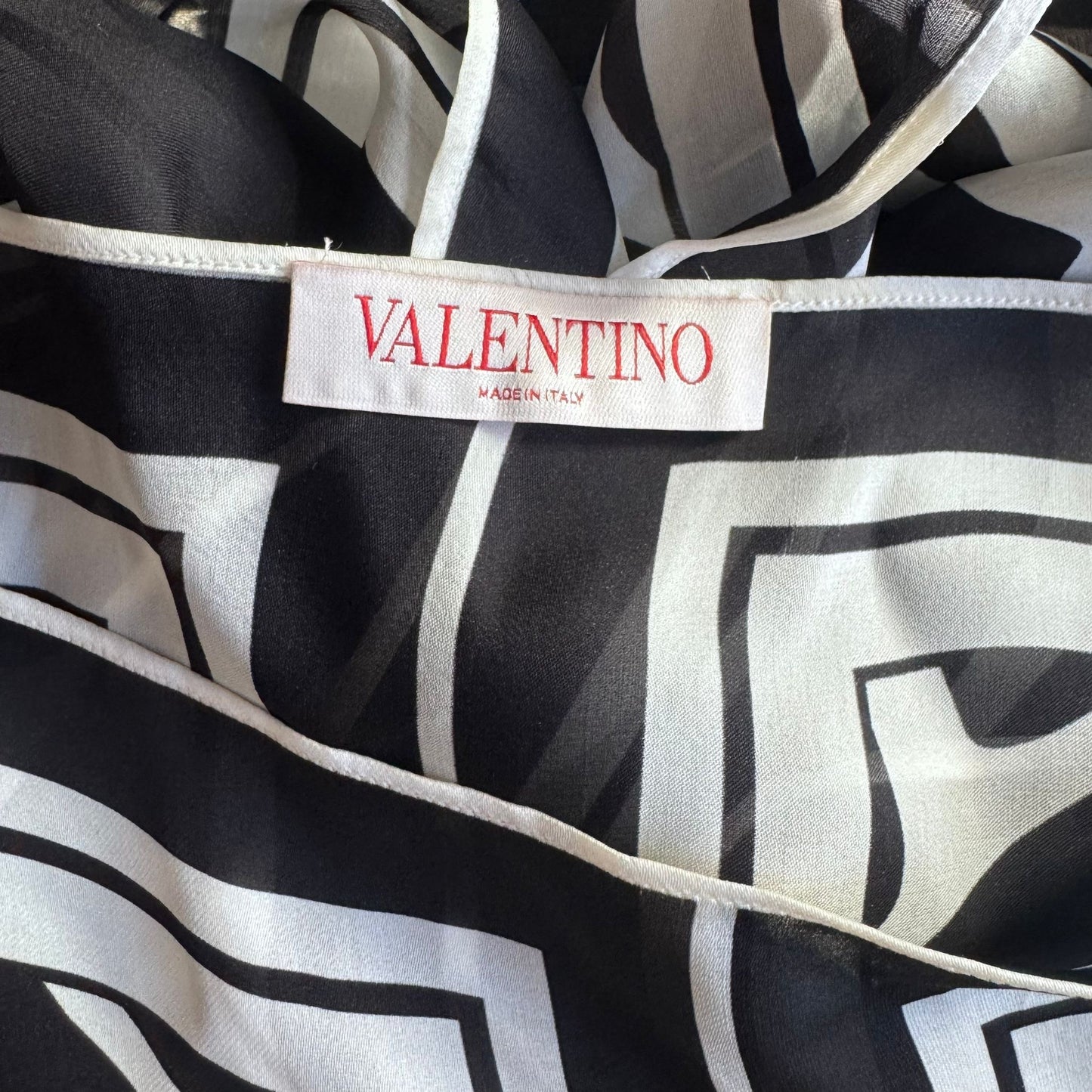 VALENTINO - TOP SILK BLACK AND WHITE SIZE 38 IT