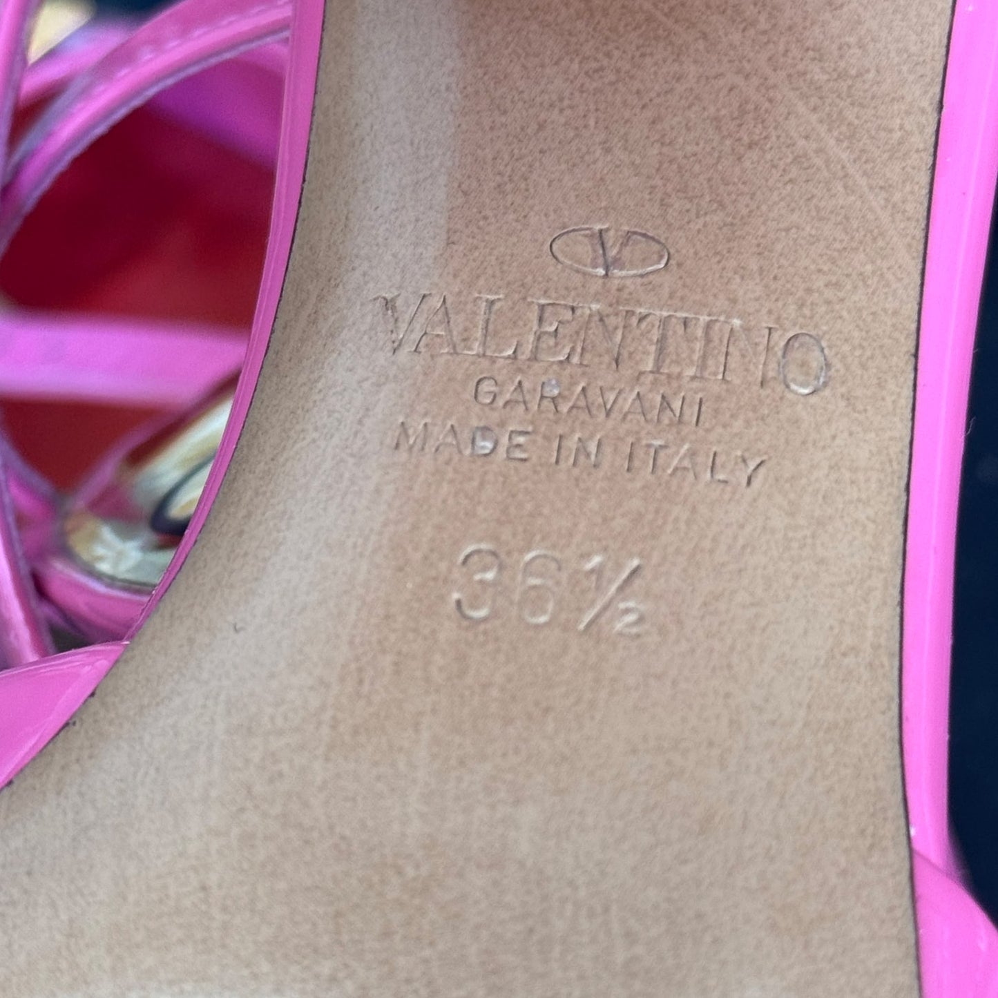 VALENTINO - PUMPS FUCSHIA PATENT ONE STUD ANKLE-LACED SIZE 36,5 EU