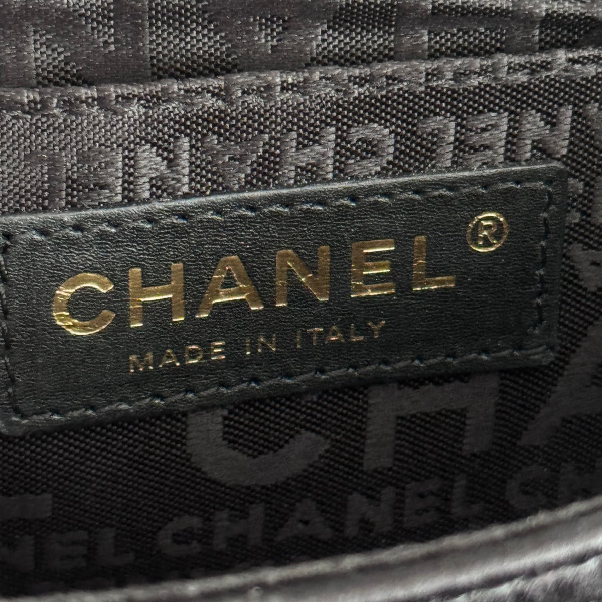 CHANEL - SMALL BAG BLACK SATIN CHOCOLATE BAR QUILTED FLAP WITH GOLD-TONE HARDWARE