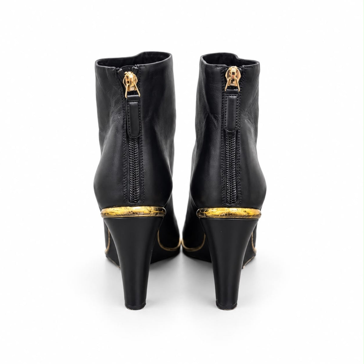 CHANEL - ANKLE BOOTS BLACK LAMBSKIN CAP TOE GOLD DETAILS SIZE 36,5 EU