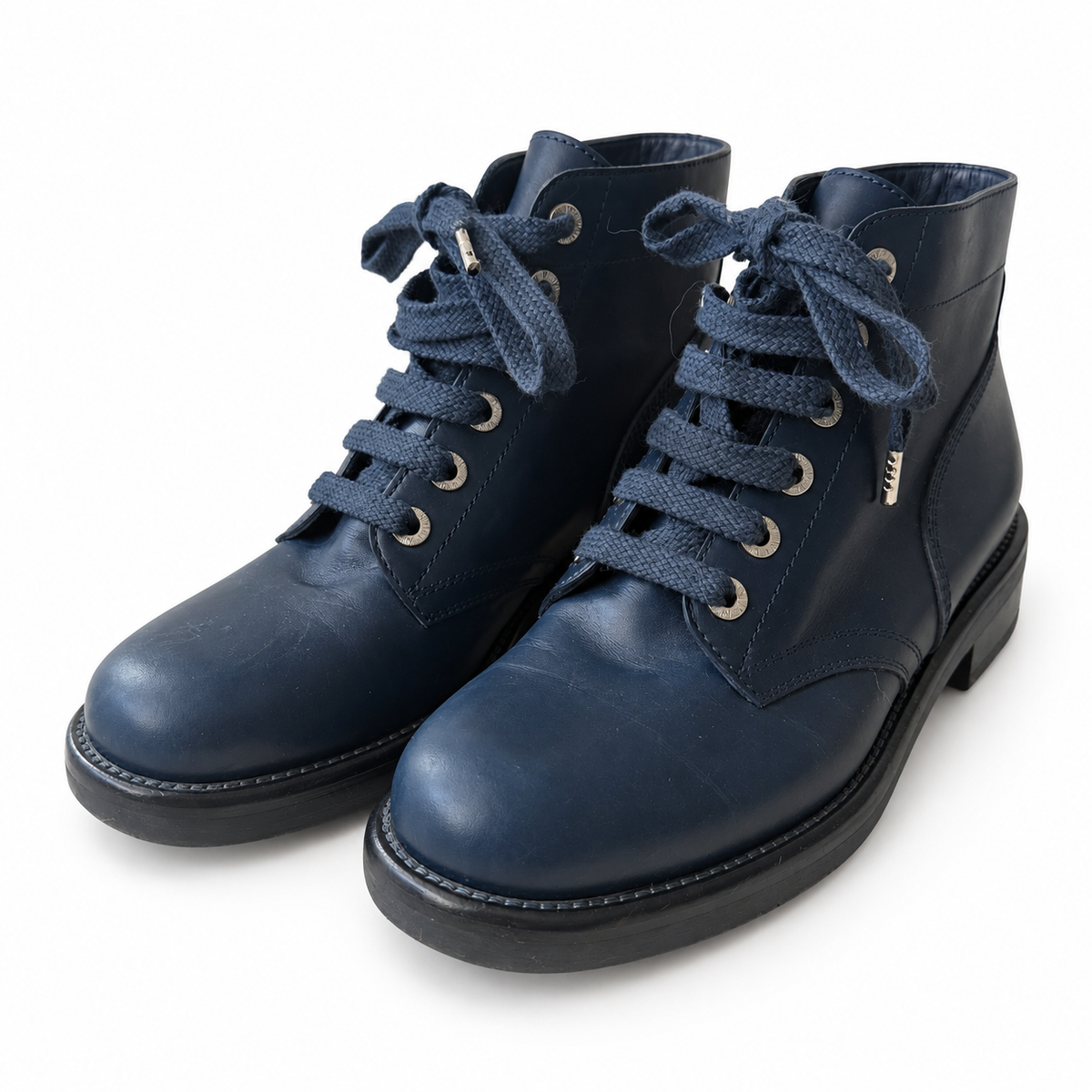 CHANEL - ANKLE BOOTS NAVY BLUE LEATHER LACE-UP WITH SILVER-TONE HARDWARE CC LOGO SIZE 37 EU