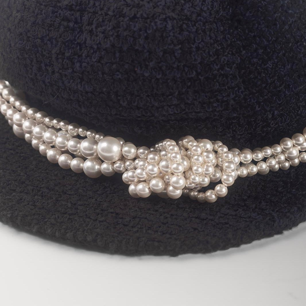 CHANEL - HAT TWEED BLUE WITH PEARLS SIZE S