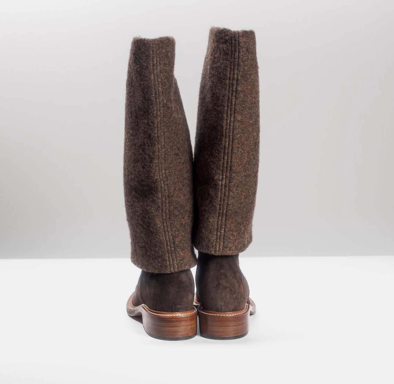 CHANEL - HIGH BOOTS BROWN SUÈDE SIZE 40.5 EU