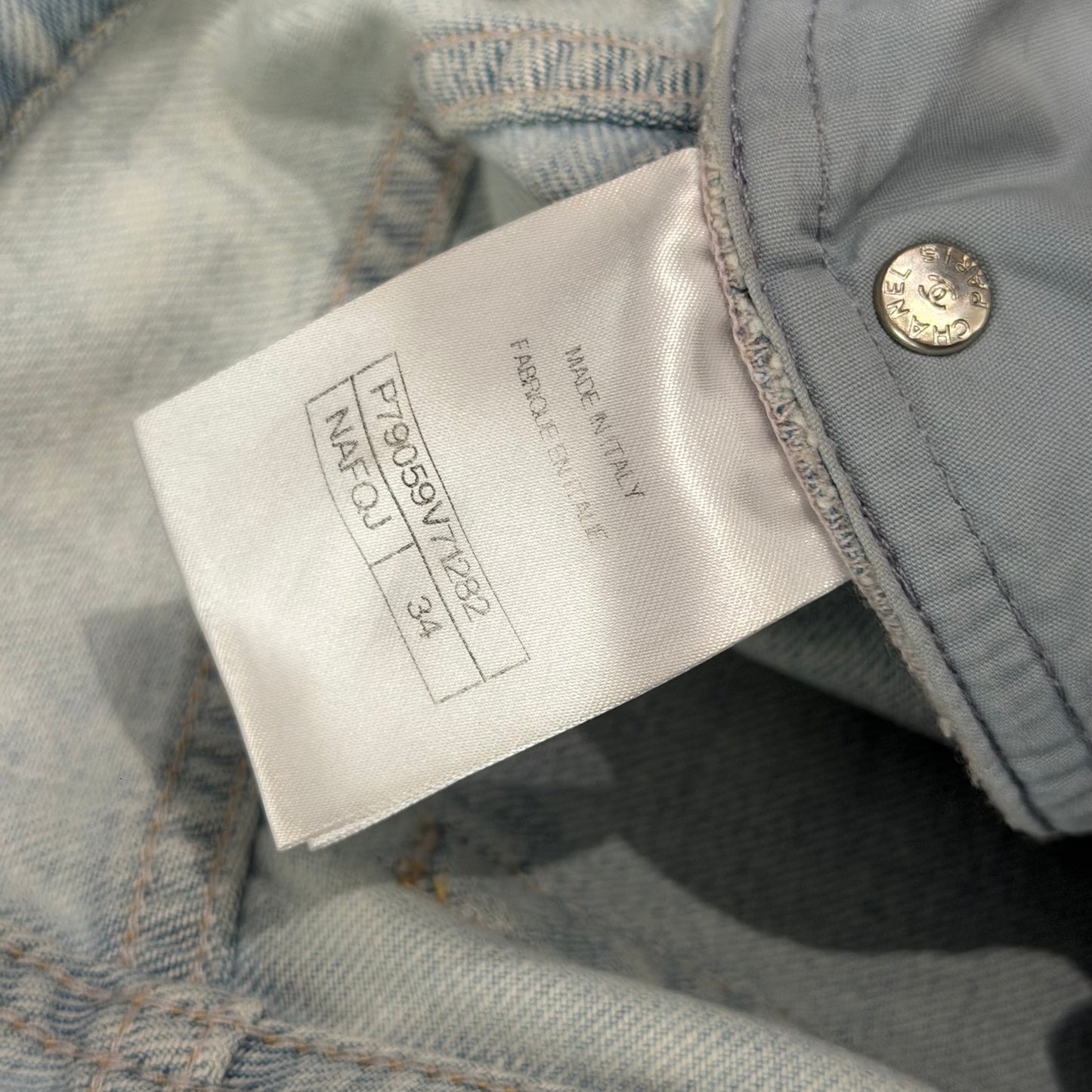 CHANEL - *COLLECTION 2025* JEANS PEARL PRINT LIGHT BLUE SIZE 34 FR