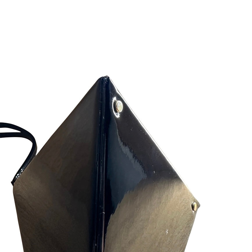 SAINT LAURENT - Pyramid Bag black patent